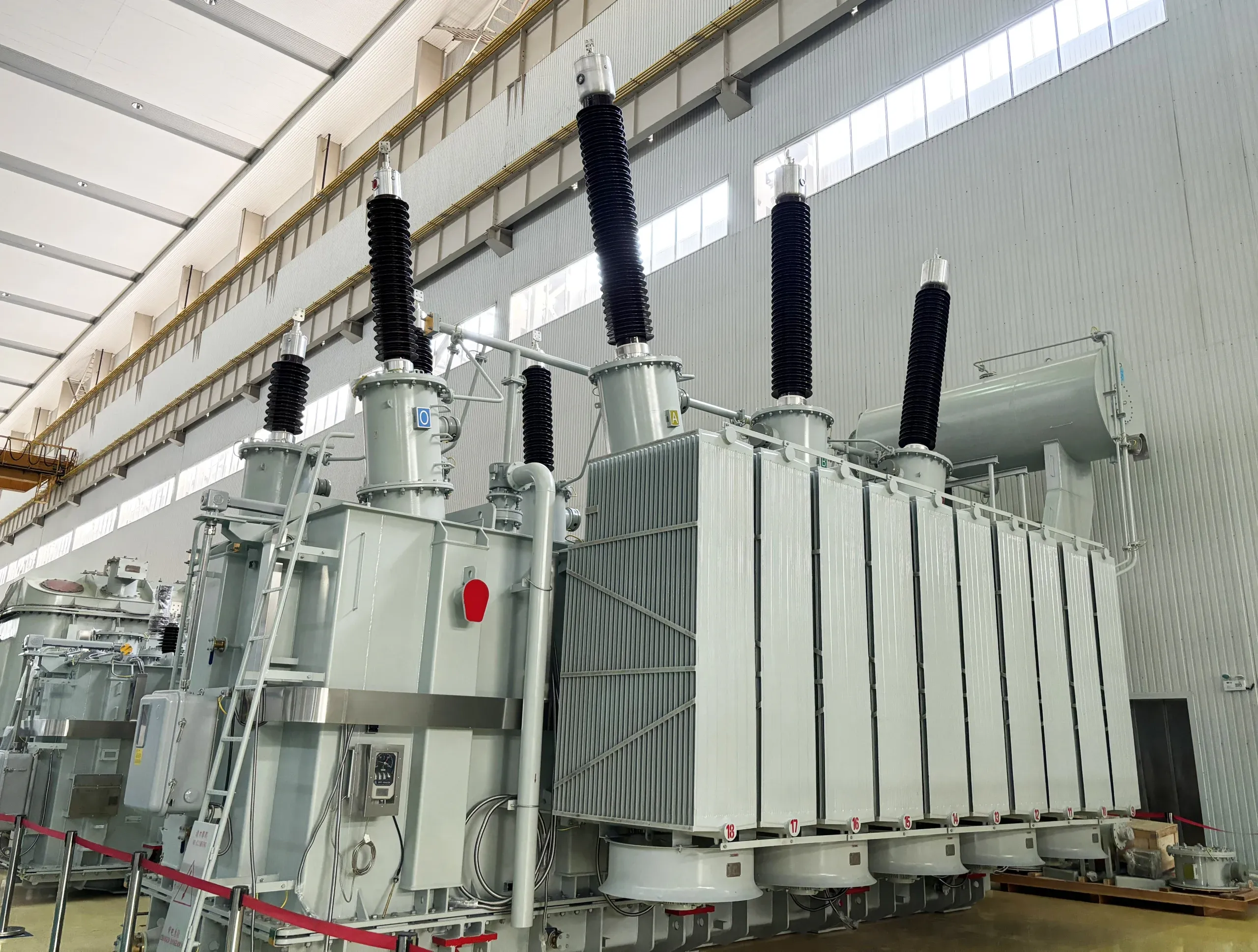 Planta de servicios eléctricos [cite: 30]